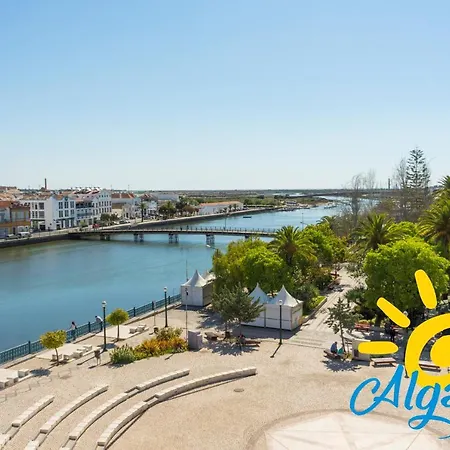 Buganvilia By Algartur