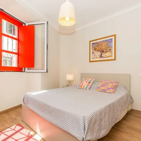 Buganvilia By Algartur